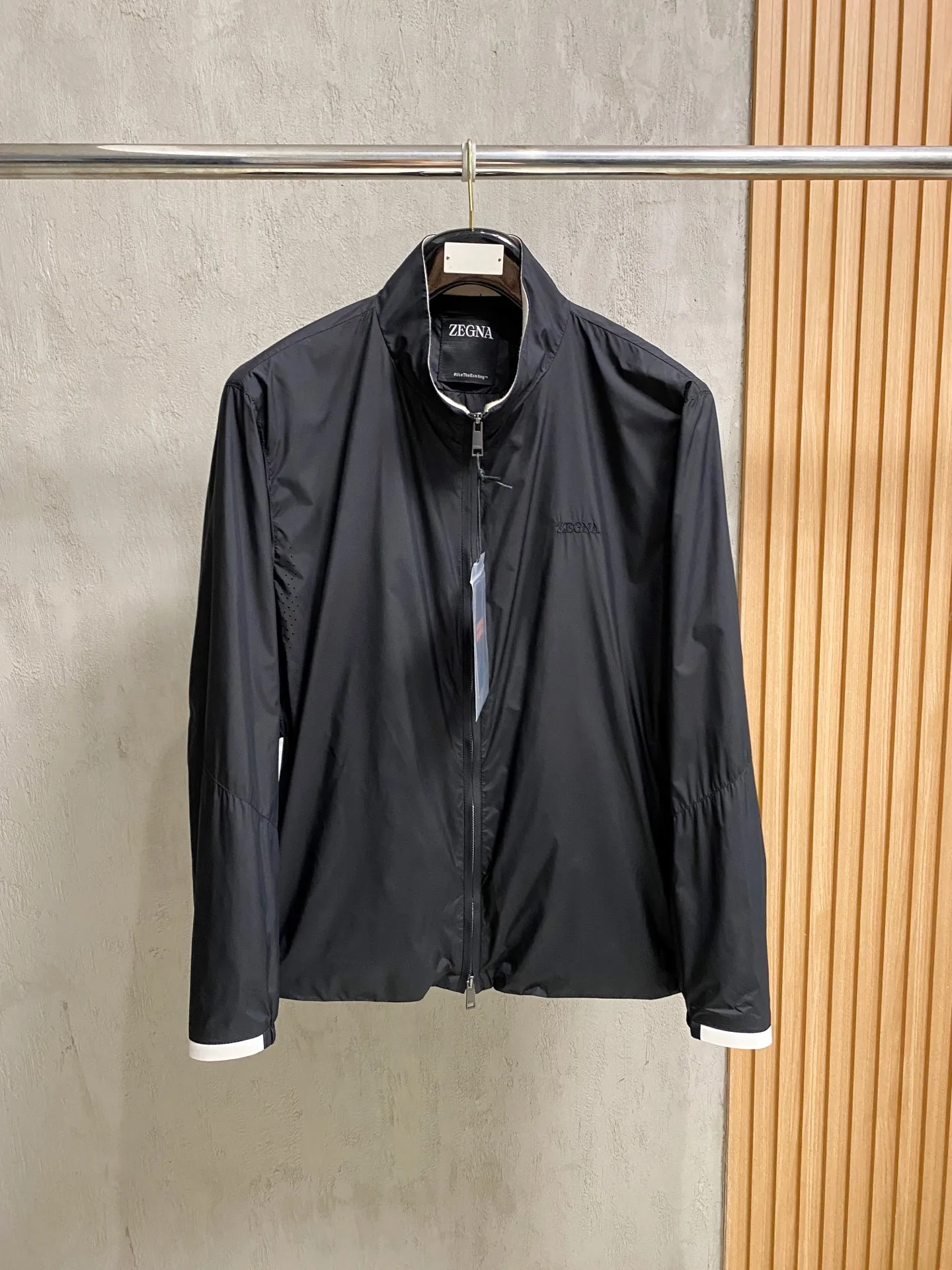 ZEGNA 26 💌ZG . 。Premium ， ， 。 ， Genuine Leather. Genuine Leather ， Quality。 ， Breathable 。 ：Black Gray Size：S-2XL（46-54 ）